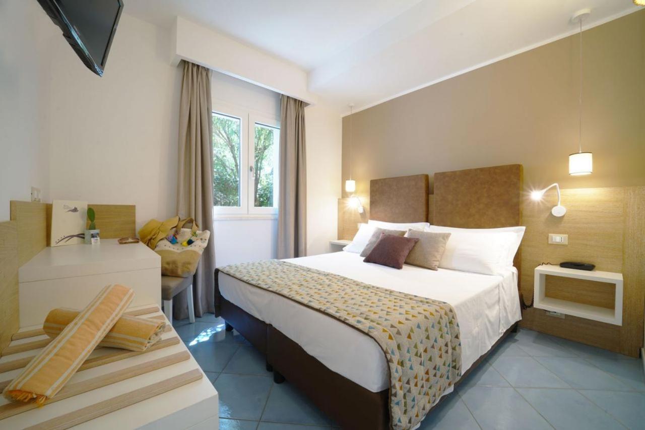 Baia Del Godano Resort & Spa Capo Vaticano Luaran gambar