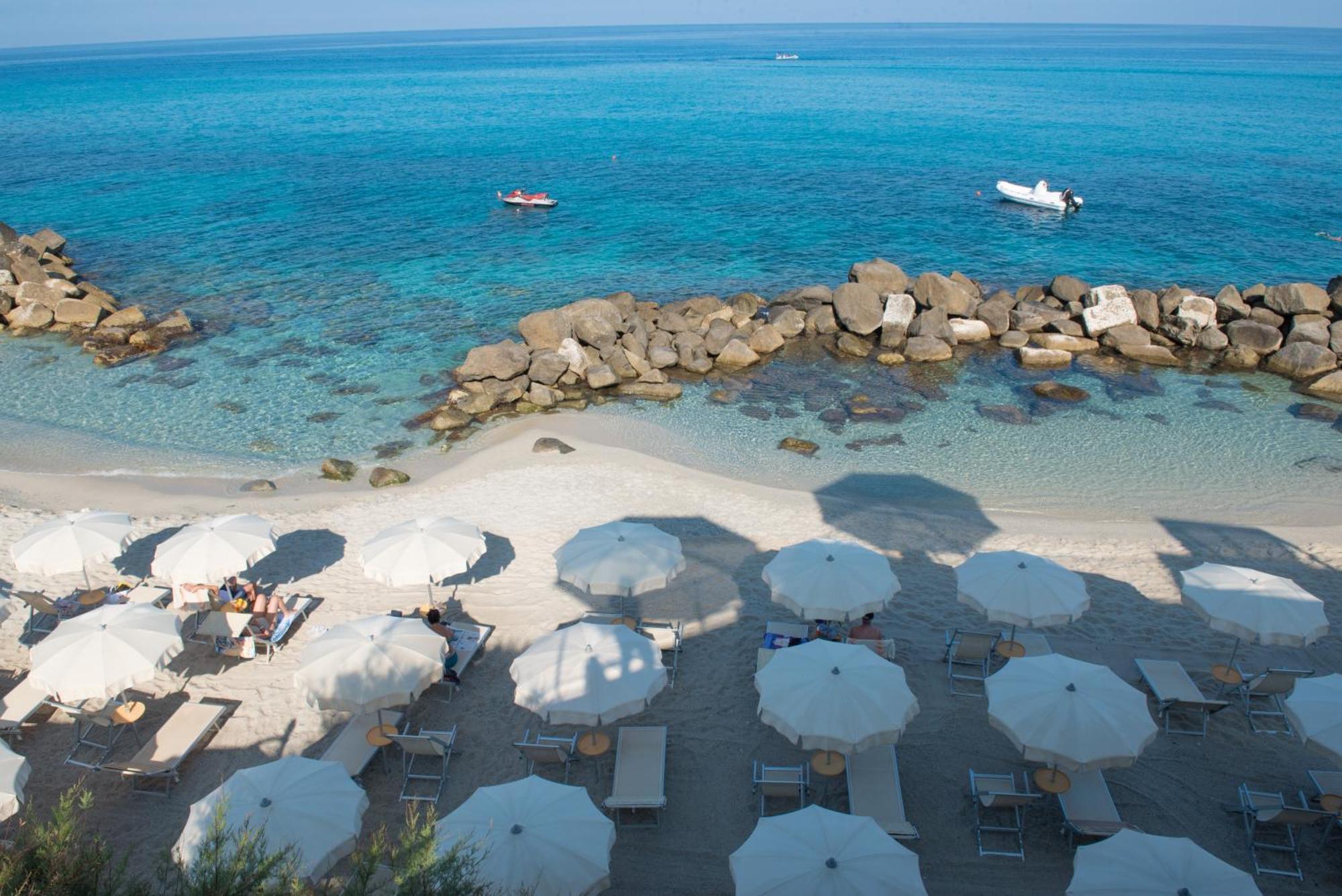 Baia Del Godano Resort & Spa Capo Vaticano Luaran gambar