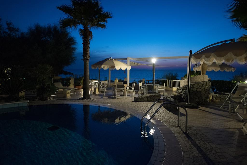 Baia Del Godano Resort & Spa Capo Vaticano Luaran gambar