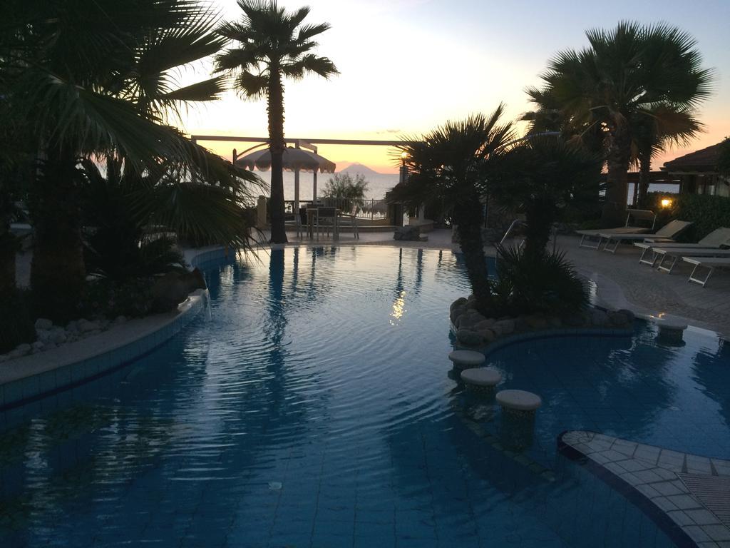 Baia Del Godano Resort & Spa Capo Vaticano Luaran gambar
