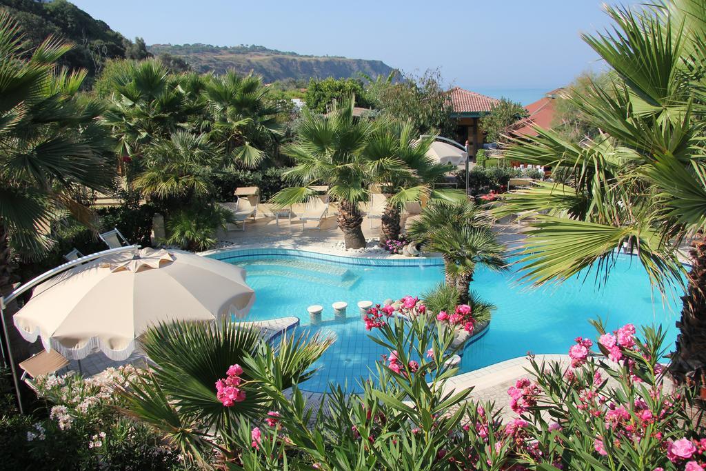 Baia Del Godano Resort & Spa Capo Vaticano Luaran gambar
